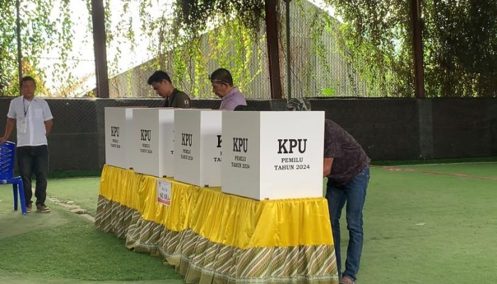 Saksi Paslon Gubernur-Wakil Gubernur di Sulteng Tolak Tanda Tangan Berita Acara