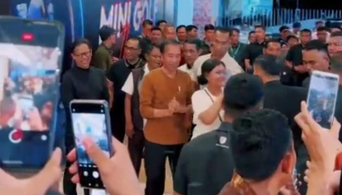 Hangout di Palu Grand Mall, Presiden Joko Widodo Dikerumuni Pengunjung