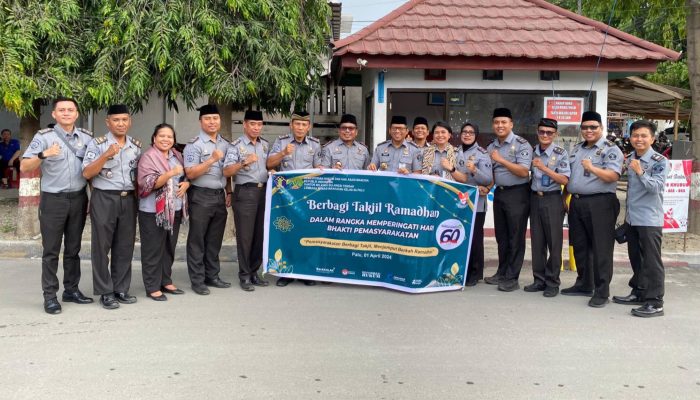Kemenkumham Sulteng Bagi-bagi Takjil Jelang Buka Puasa, Rangkaian Hari Bakti Pemasyarakatan ke-60