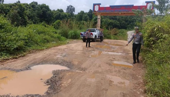 Satlantas Polres Morut Cek Jalur Mudik Jelang Lebaran 2024 di Perbatasan Sulteng-Sulsel, Begini Kondisinya