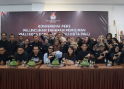 Peluncuran Tahapan Pilkada Kota Palu 2024 Dimeriahkan Grup Band Kotak di Gelora Bumi Kaktus