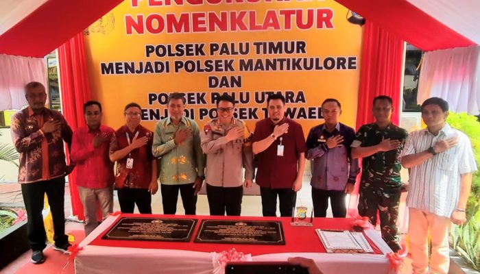 Asisten Pemerintahan dan Kesra Hadiri Pengukuhan Nomenklatur 2 Polsek Jajaran Polresta Palu