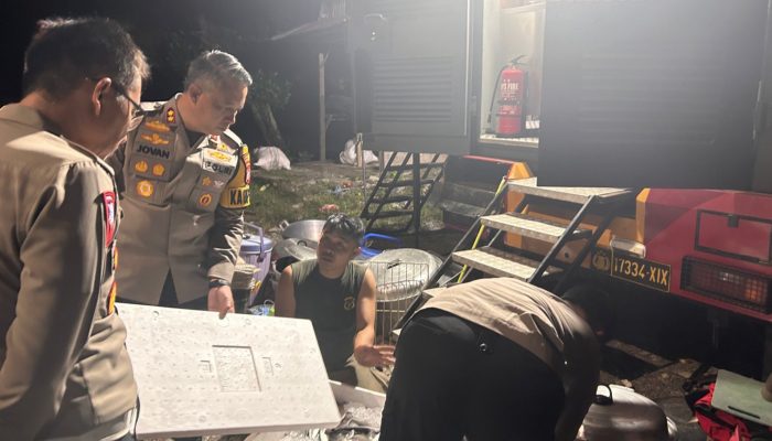 Kapolres Parimo Pimpin Evakuasi Tanggap Darurat Banjir di Desa Sibalago