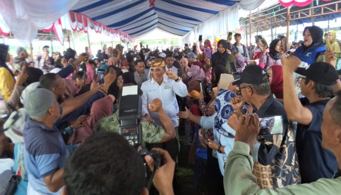 3 Janji Anwar Hafid dan Reny A Lamadjido ke Warga Rio Pakava Donggala Jika Terpilih di Pilkada 2024