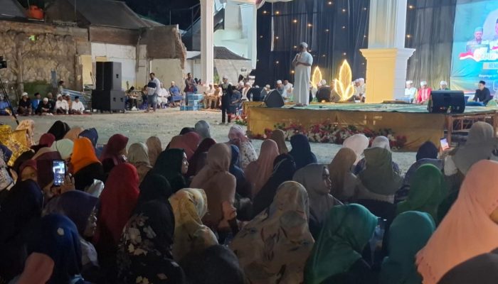 Gema Sholawat Kemerdekaan Meriahkan Peringatan HUT ke-79 RI di Kota Palu