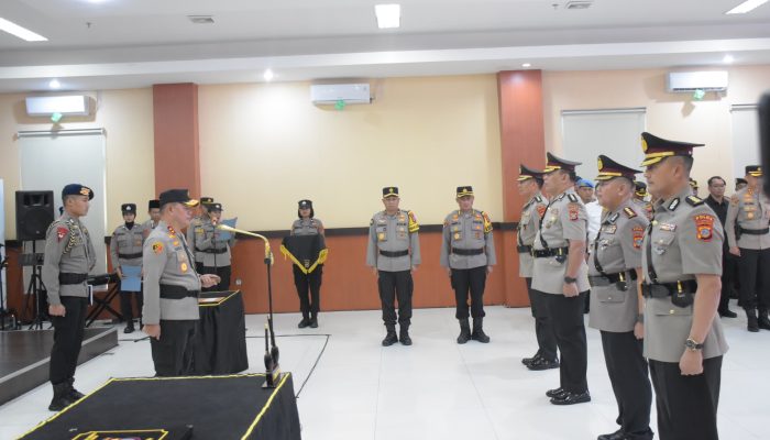 Dirlantas Polda Sulteng dan Karo Ops Resmi Berganti, Begini Pesan Kapolda Irjen Pol Agus Nugroho