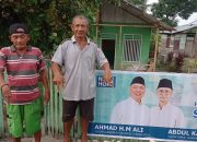Warga Desa Tongkonunuk Pasang Spanduk BERAMAL, Ingin Bertemu Ahmad Ali