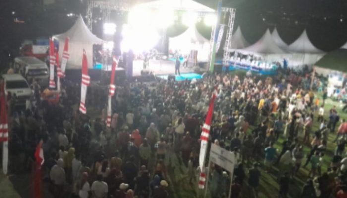 Hiburan Rakyat di Kota Palu Disambut Antusias, Anwar Hafid Paparkan Visi-Misi Maju di Pilkada 2024