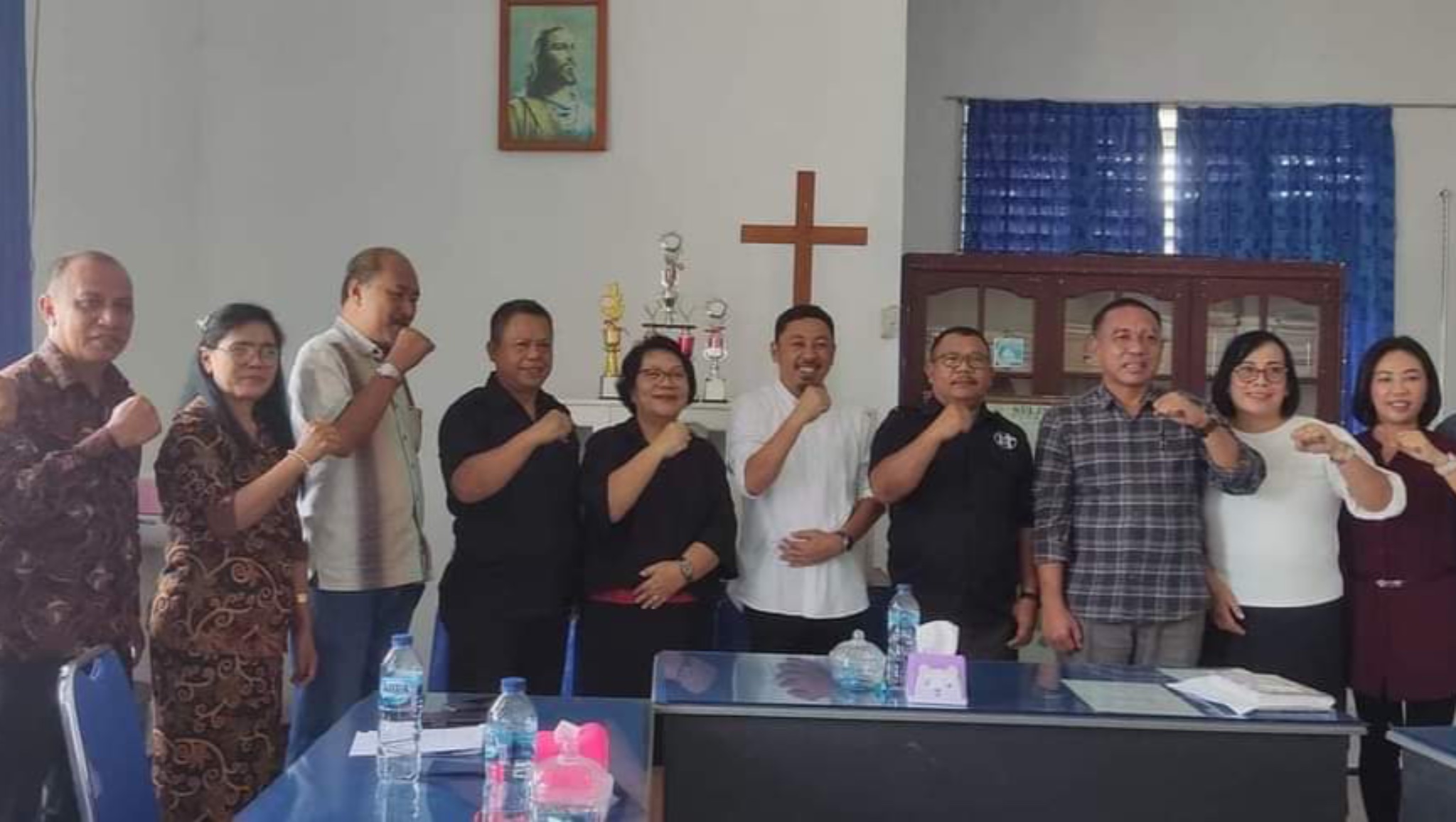 Jeffisa Putra A dan Ruben Hehi Kunjungi Kantor Sinode GKST Tentena, Paparkan Visi-Misi Kesetaraan Masyarakat