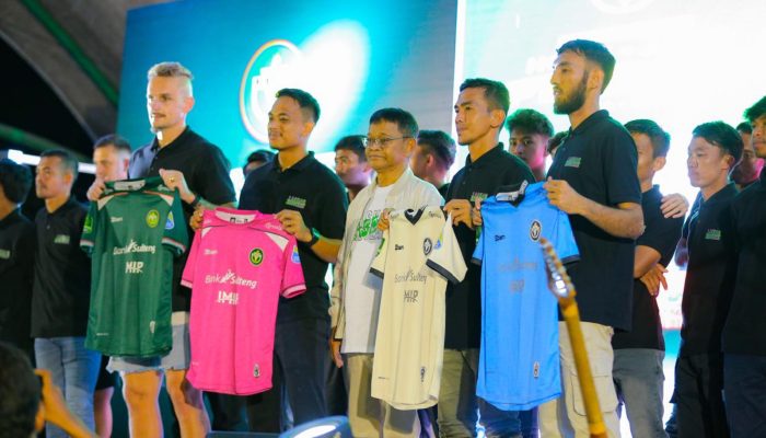 Persipal Launching Jersey Baru dan Kenalkan 2 Pemain Asing, Gubernur Sulteng Yakin Lolos Liga 1