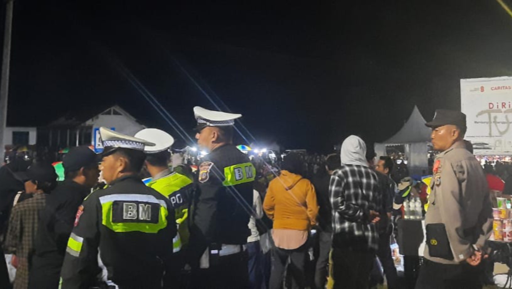 98 Personel Polres Sigi Siaga Amankan Deklarasi Anwar Hafid dan Reny Lamadjido di Lapangan Obor Desa Baluase