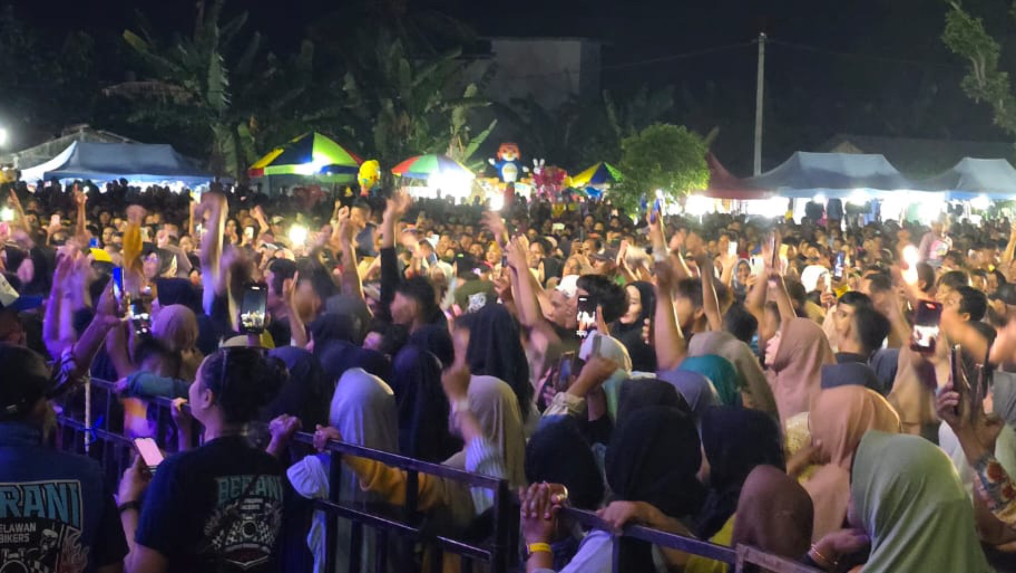 Anwar Hafid-Reny Lamadjido Deklarasi di Masama, Gaet Dukungan Warga untuk Pilkada Sulteng 2024