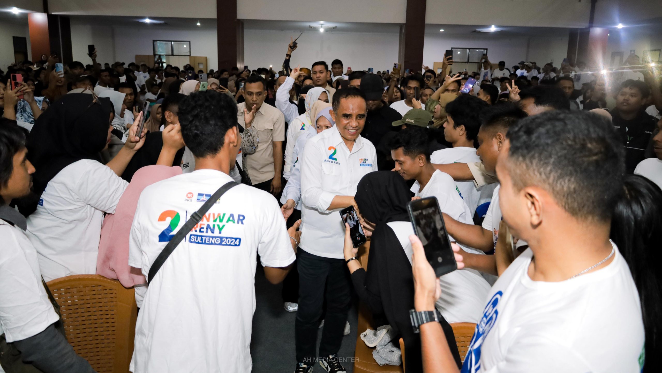 Dukungan Terus Bertambah, Anak Muda Babasalan Siap Menangkan Anwar Hafid dan Reny Lamadjido di Pilkada 2024