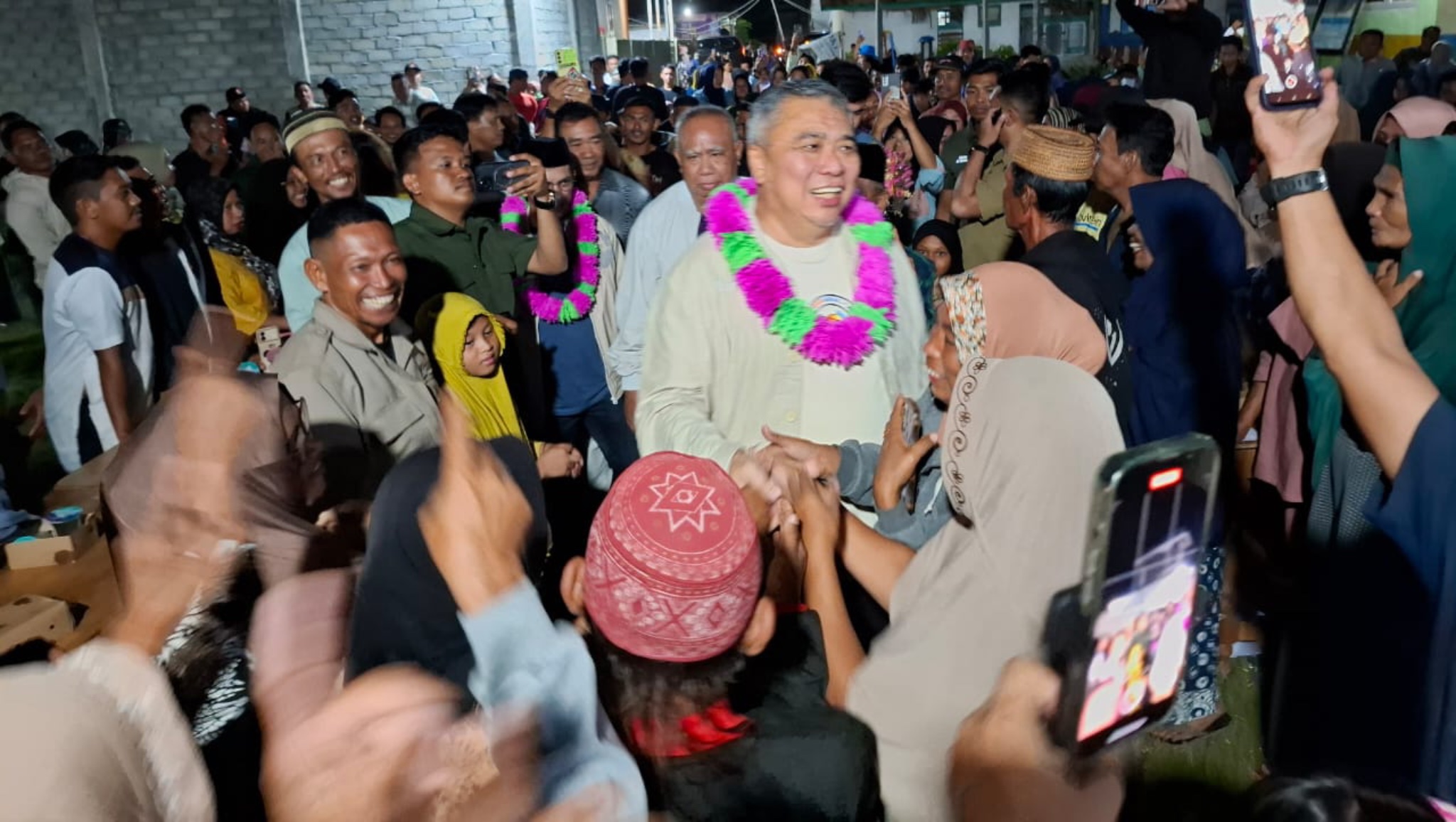 Ahmad Ali Komitmen Perhatikan Pembangunan Rumah Ibadah