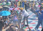 Pilkada 2024, Ribuan Masyarakat Parimo Ikut Kampanye Akbar Anwar Hafid dan Reny Lamadjido