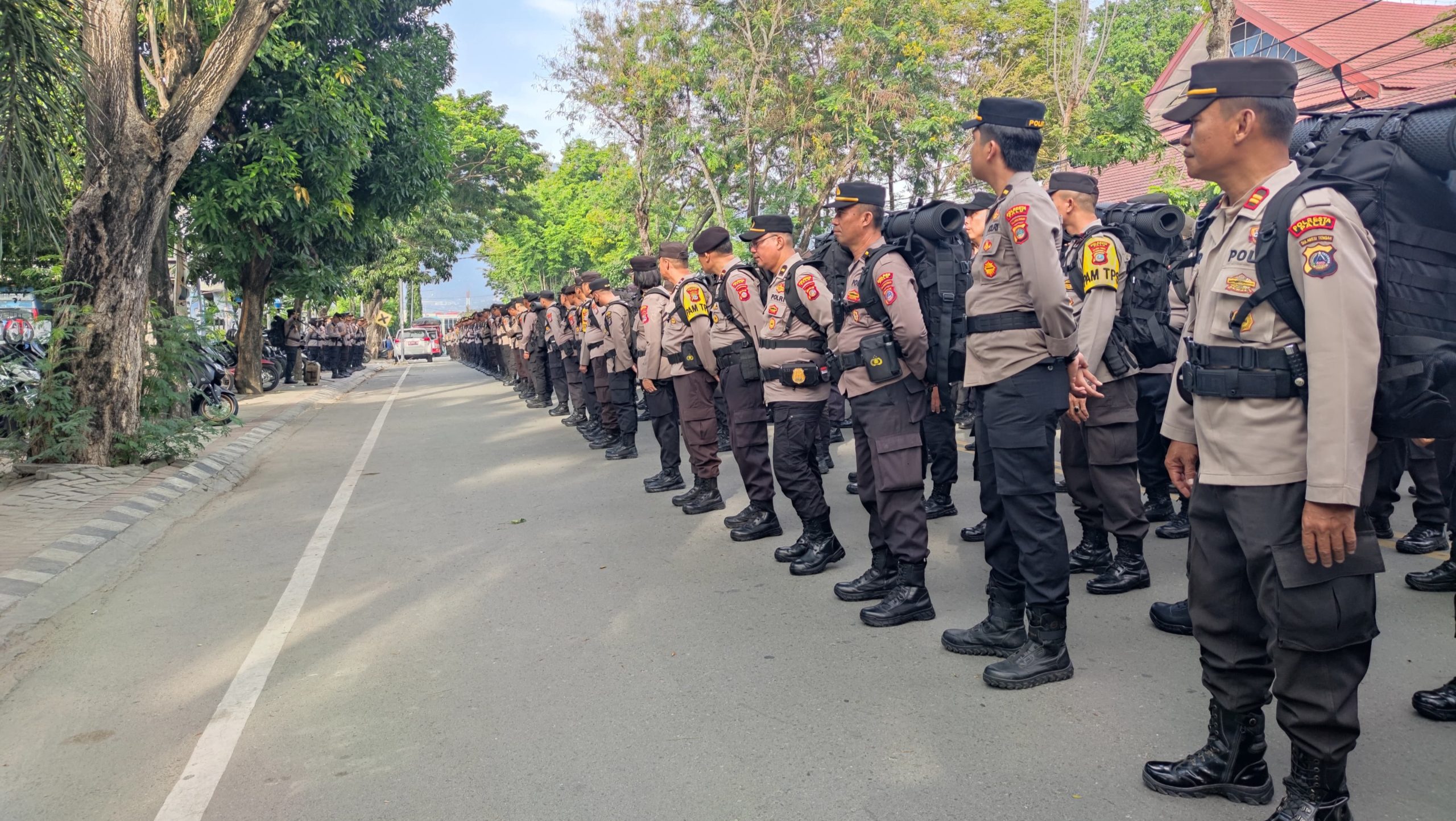 Dikawal Ketat Polresta Palu, Distribusi Logistik Pilkada 2024 Berjalan Aman dan Lancar