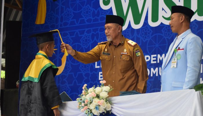 278 Santri TK-TP Al-Qur’an di Wisuda, Asisten Pemkot Palu Sebut Cetak Generasi Intelektual-Spiritual