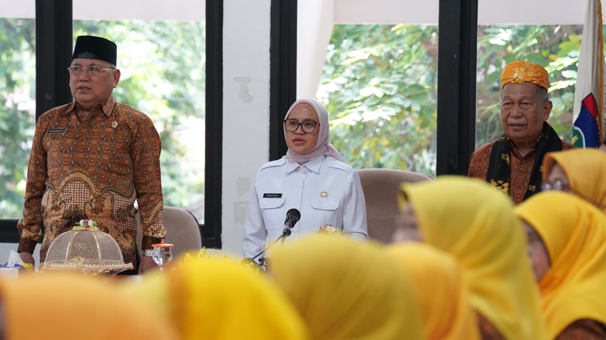 Sekda Irmayanti Pettalolo Kenalkan Keunikan Kota Palu saat Terima Kunjungan PWRI Kalimantan Timur