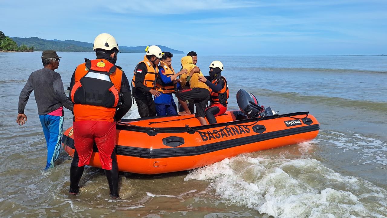 Tim SAR Berhasil Temukan Nelayan yang Hilang di Perairan Desa Bukaan Buol
