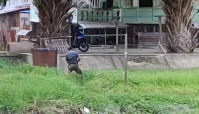 Aksi Pembacokan di Bantaran Sungai Palu Viral di Media Sosial