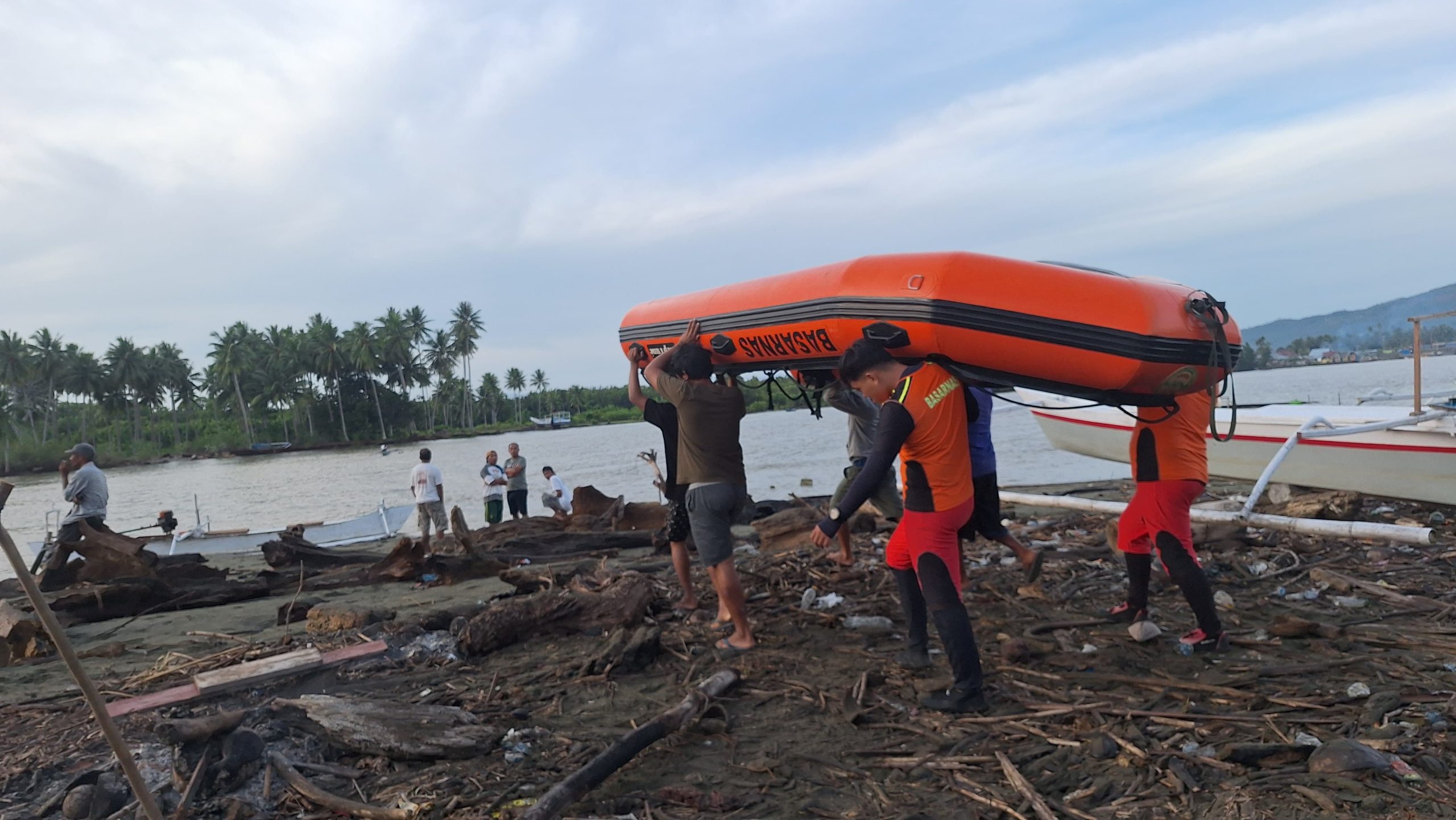 Kronologi Bocah Terseret Ombak di Pantai Dusun Tanjung Buol, 3 Rekannya Selamat