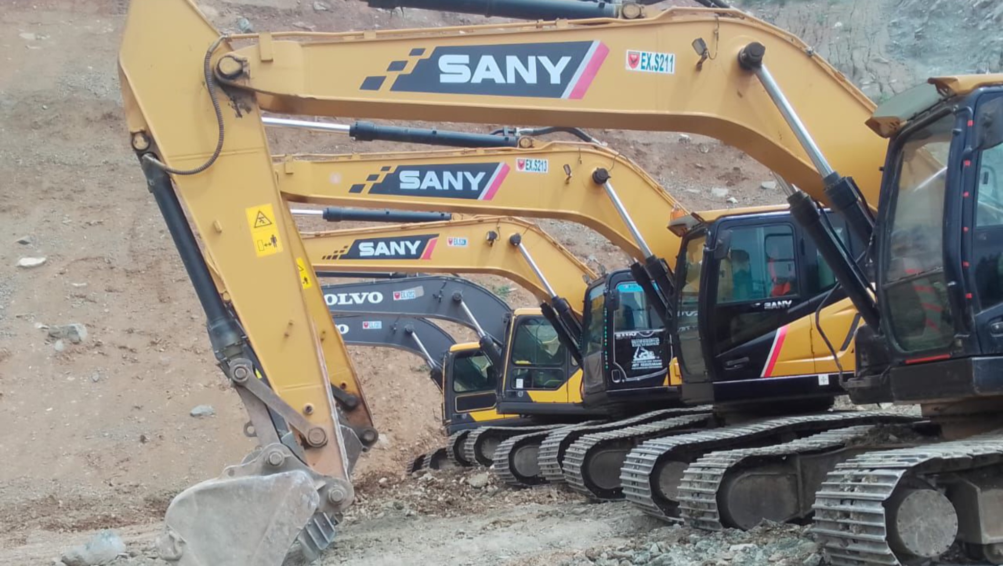 Seorang Pengusaha Alat Berat Kecewa dengan PT Sany Perkasa Buntut Penarikan 22 Unit Eksavator, Dinilai Merusak Reputasi