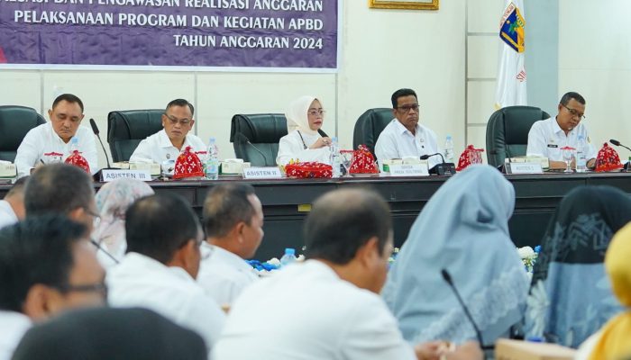 APBD Sulteng Tahun 2024 Dievaluasi, Sekprov Novalina Minta Kepala OPD Transparan soal Pengelolaan Anggaran
