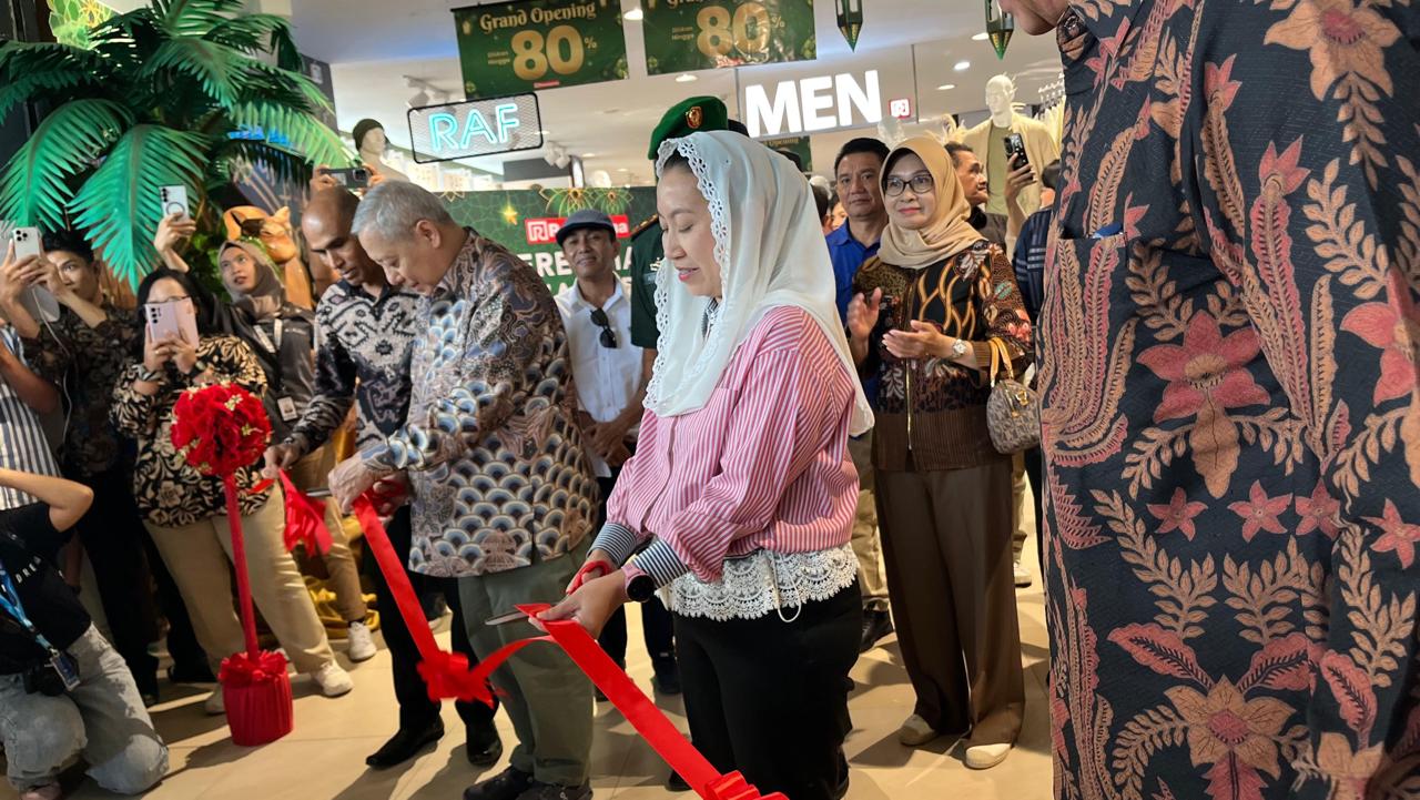 Ramayana Palu Resmi Dibuka, Imelda Liliana Muhidin Sebut Dorong Pertumbuhan Ekonomi Lokal dan Ciptakan Lapangan Kerja