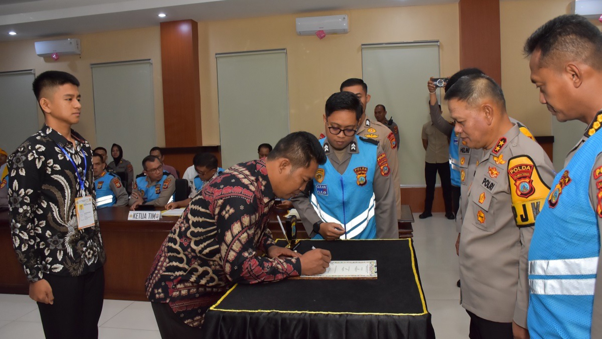 Ribuan Pendaftar Siap Ikut Seleksi Penerimaan Polri di Sulteng, Kapolda Pastikan Bersih dan Transparan
