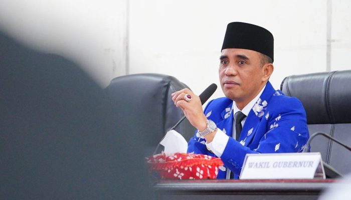 Rakor bersama Seluruh Rektor Perguruan Tinggi Negeri dan Swasta di Sulteng, Gubernur Anwar Hafid Paparkan Skema Pencairan Beasiswa Rp 8 Juta Perorang