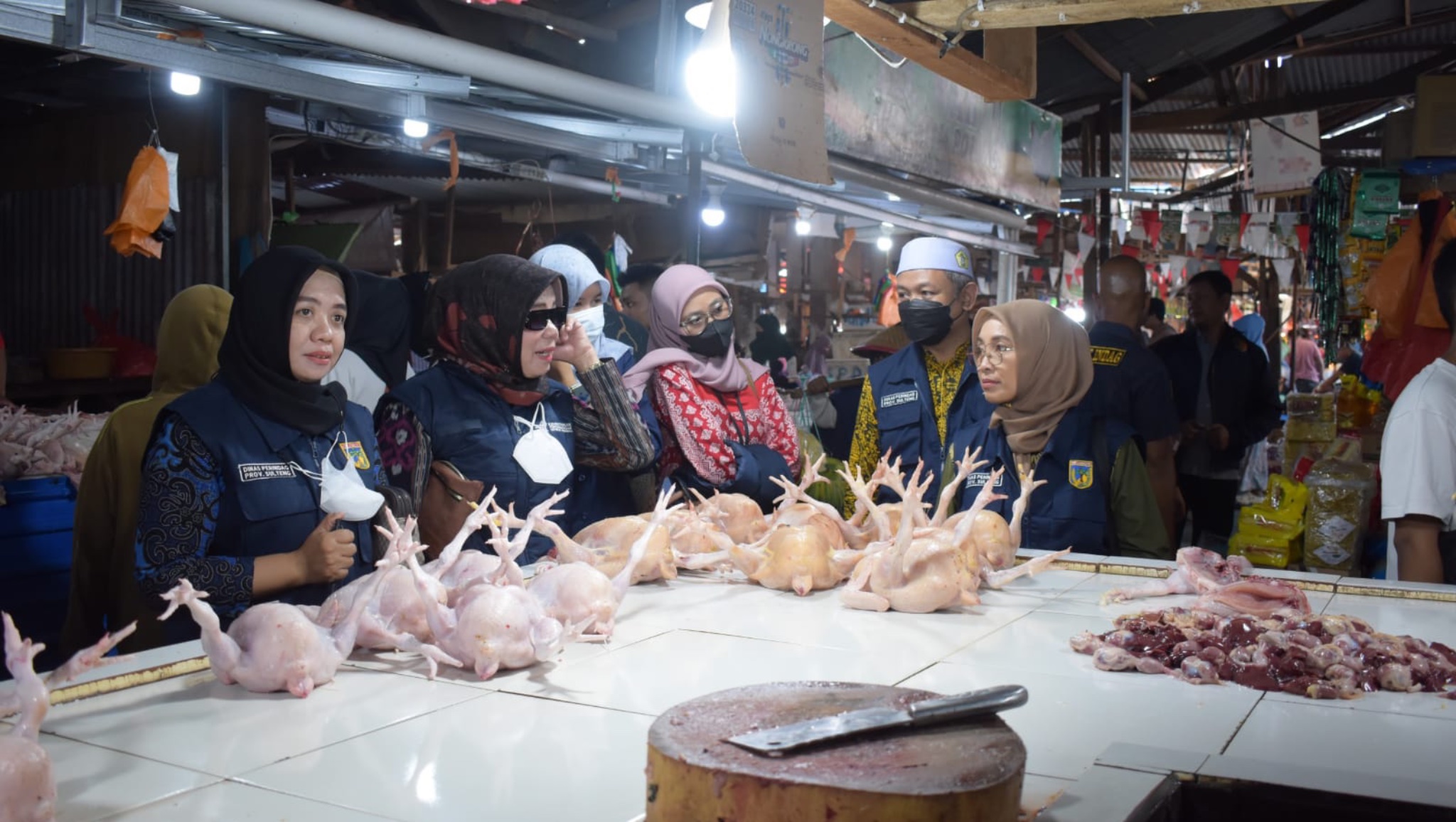 Disperindag-Satgas Pangan Polda Sulteng Sidak Pasar Manonda dan Gudang Alfamidi Palu, Temukan Kenaikan Harga Jelang Idul Fitri 2025