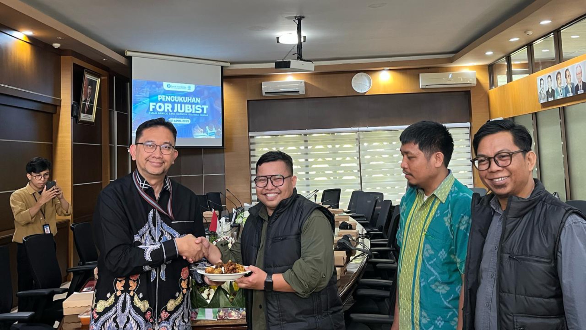 Kepala Bank Indonesia Sulteng Resmi Kukuhkan Forjubist, Ingatkan soal Kredibilitas