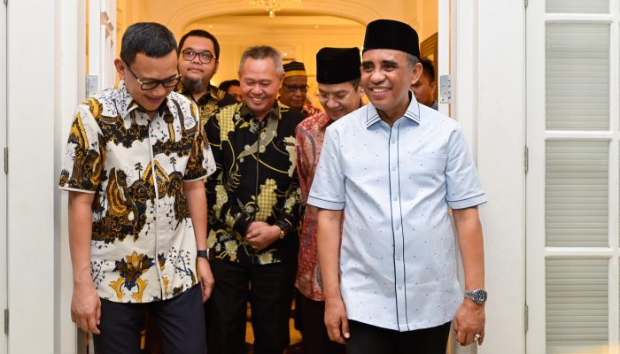 Gubernur Anwar Hafid Siapkan Lulusan SMA dan SMK di Sulteng Kerja ke Luar Negeri