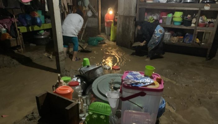 Warga Kabonena Palu Tagih Janji Hadianto Rasyid Bersihkan Lumpur Pascabanjir, Harap Tak Hanya Jadi Konten Medsos