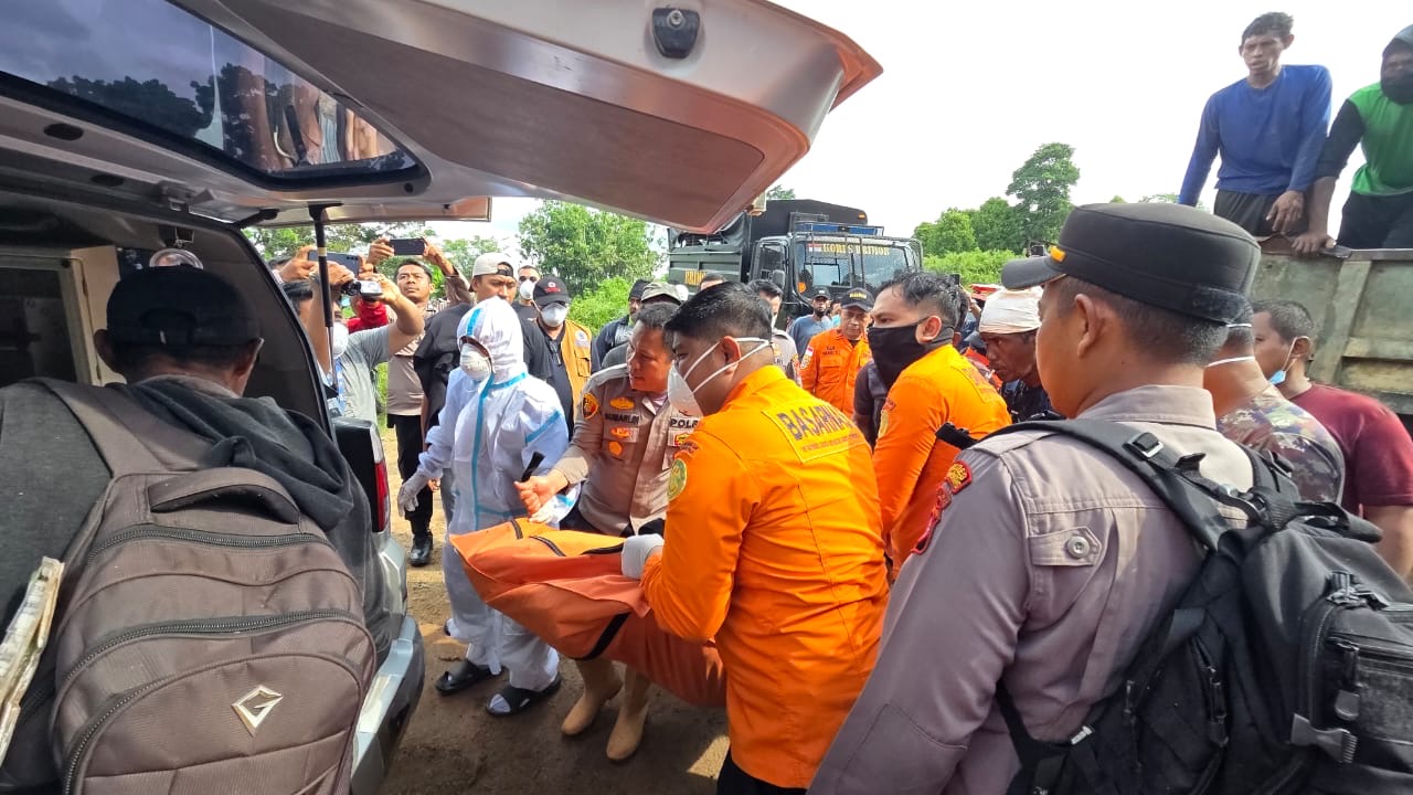 Update Pencarian Korban Longsor Gunung Tirtanagaya Parimo, 3 Orang Meninggal Dunia