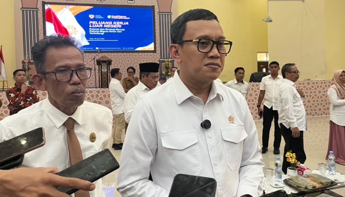 Menteri P2MI Dorong Mahasiswa UIN Datokarama Palu Kerja di Luar Negeri, Sebut Gaji Rp 30 Juta per Bulan: Pulang Jadi Juragan