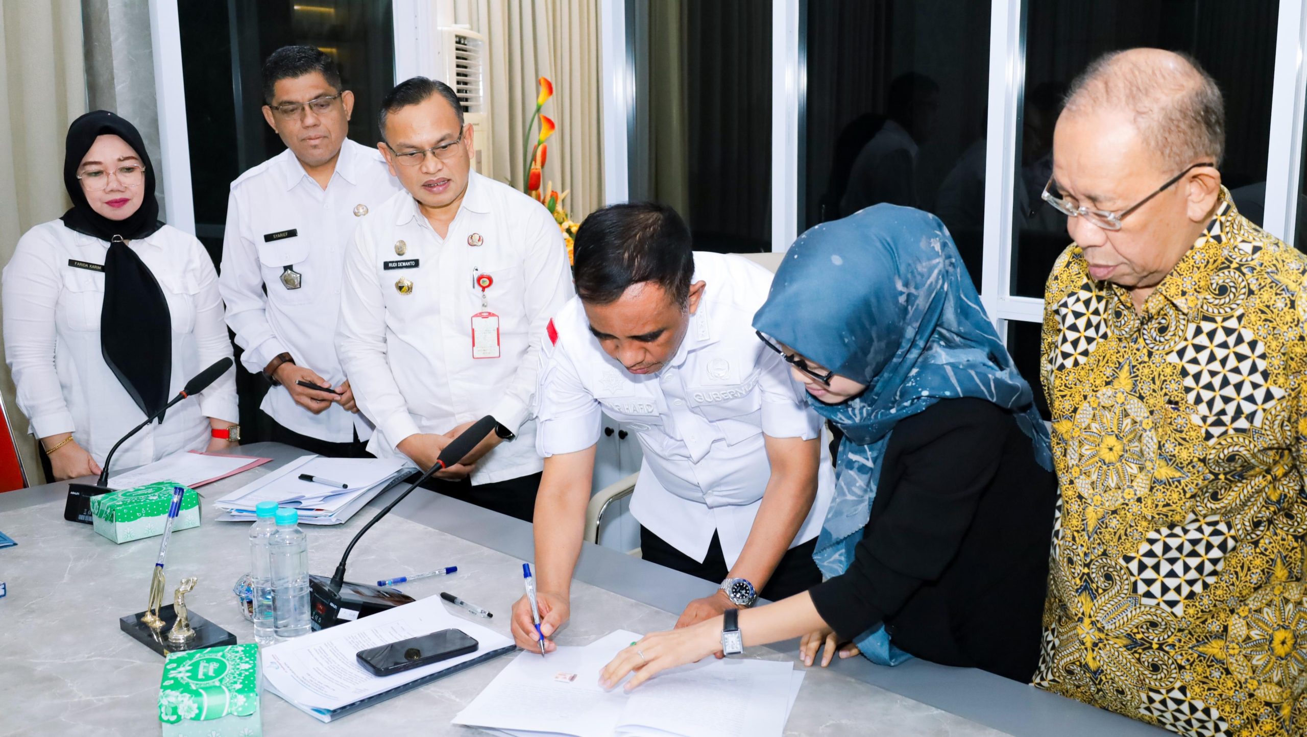 Anwar Hafid Bekukan Aktivitas PT Pembangunan Sulteng, Rombak Jajaran Kepengurusan