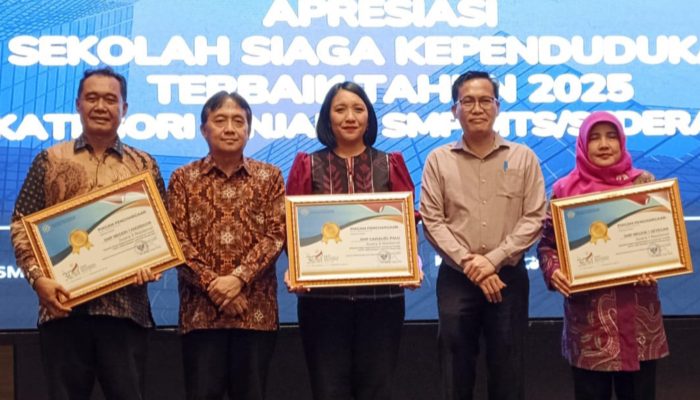 SMP Gamaliel Palu Raih Juara Nasional Sekolah Siaga Kependudukan 2025