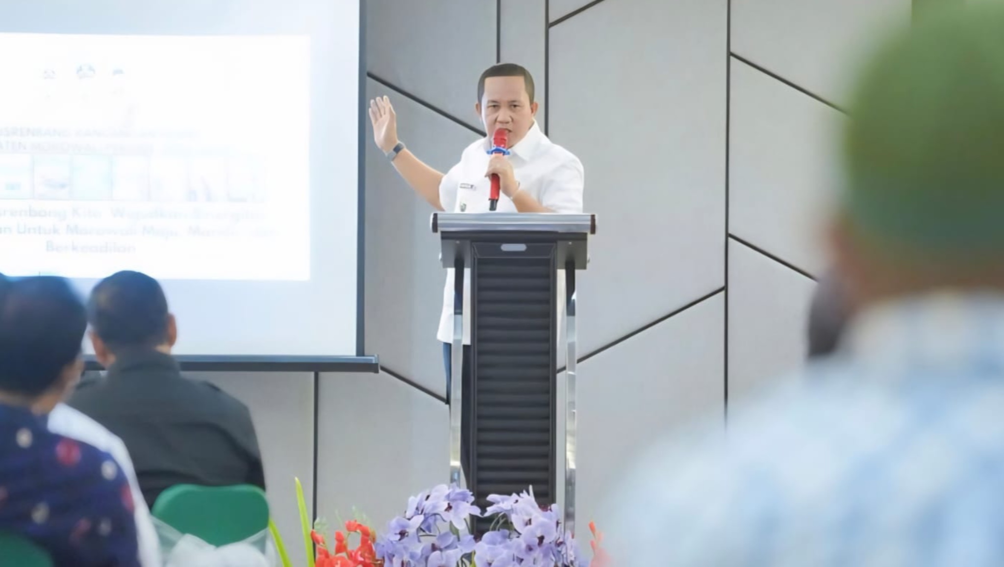 Bupati Morowali Coret Nama Warga dari Daftar Penerima Bantuan Jika Terlibat Praktik Gonta-Ganti KTP