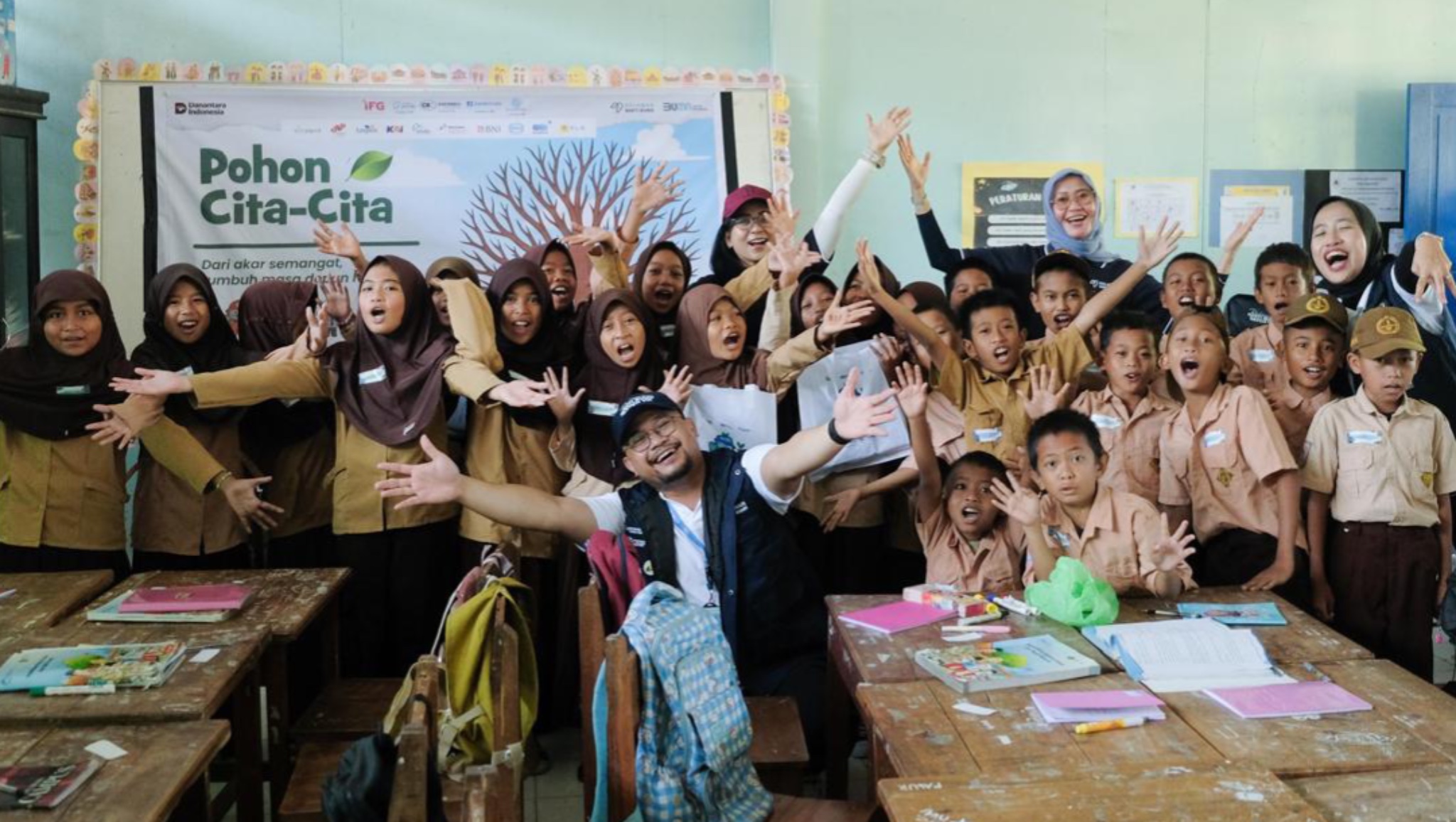 Relawan Bakti BUMN Batch VIII Hadir di Desa Salenrang Sulsel, Kontribusi Nyata untuk Masyarakat