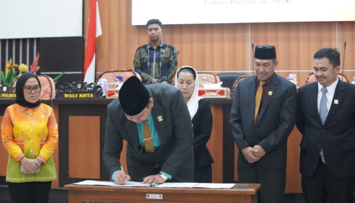 Pemkot dan DPRD Palu Tandatangani KUA-PPAS 2026, Komitmen Susun APBD Pro-Rakyat