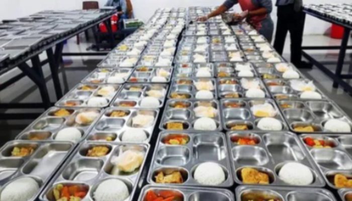 Sejumlah Siswa SMK dan MTs di Kota Palu Diduga Keracunan MBG