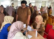 Jajaran Sekretariat DPRD Sulteng Ikut Pemeriksaan Kesehatan Gratis