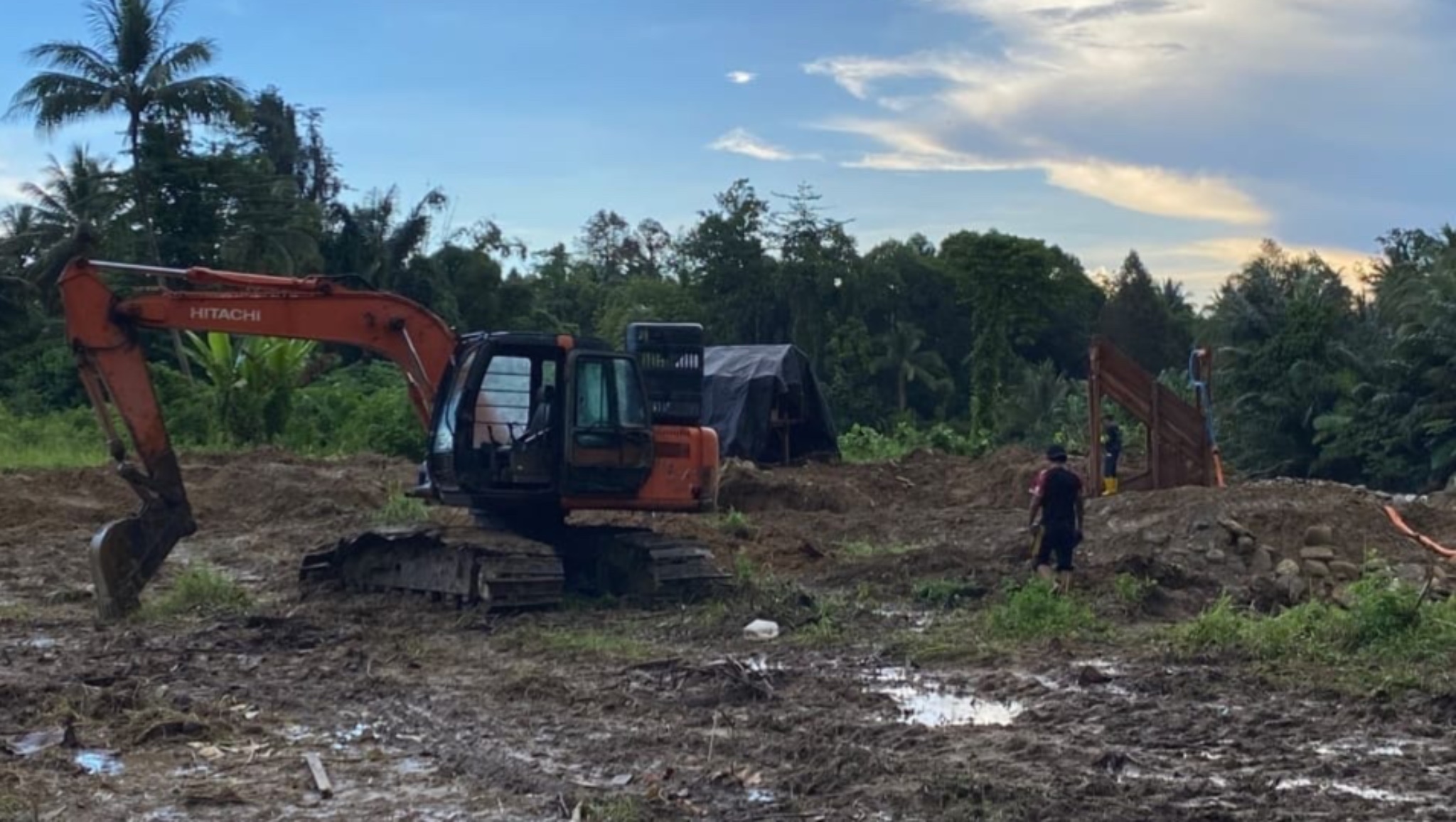 Polisi Tangkap Dua Penambang Emas Ilegal di Karya Mandiri Parimo