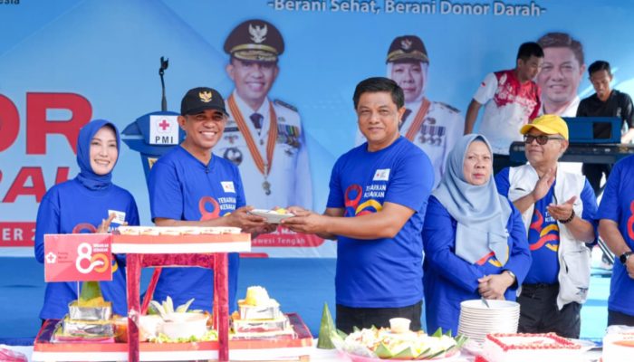 Gubernur Anwar Hafid Launching Program Berani Donor Darah di HUT ke-80 PMI Sulteng