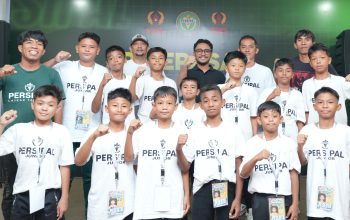 Ketua KONI Sulteng Fathur Razaq Lepas Persipal U-12 Berlaga di Piala Menpora 2025