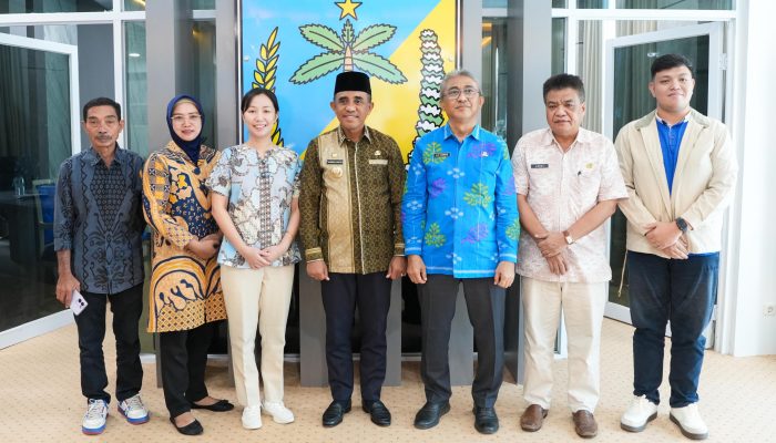 Anwar Hafid Dorong Pelatihan Bahasa Mandarin untuk Tenaga Kerja Industri Pertambangan