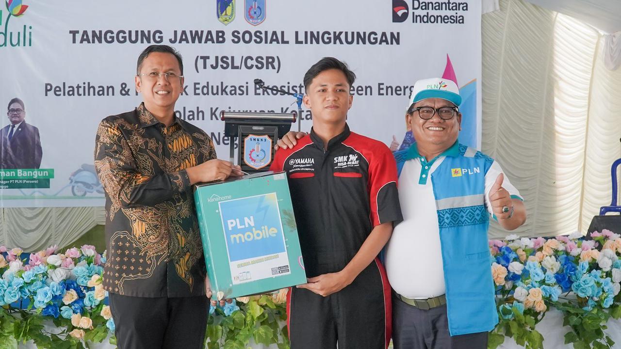 Ketua Komisi IV DPRD Sulteng Apresiasi PLN Salurkan Bantuan TJSL untuk SMK Negeri 3 Palu