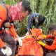 Tim SAR Gabungan Evakuasi Jasad Pria Paruh Baya di Gunung Gawalise