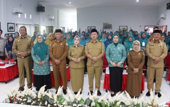 Pemkab Tingkatkan Keterampilan Kader PKK Morowali dalam Pemanfaatan Sampah